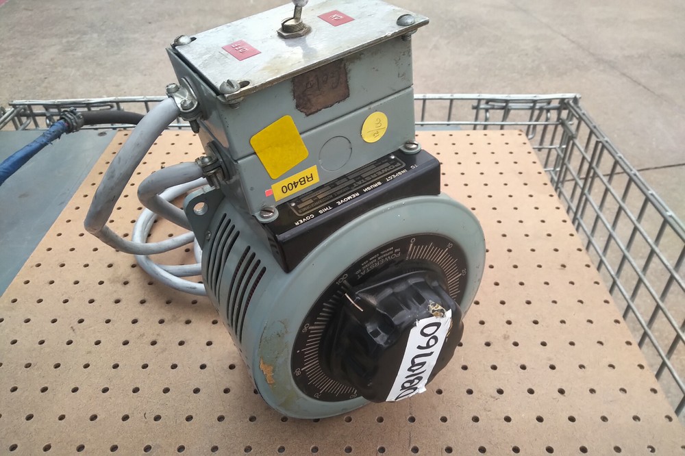 POWERSTAT F136 20 VARIABLE AUTOTRANSFORMER