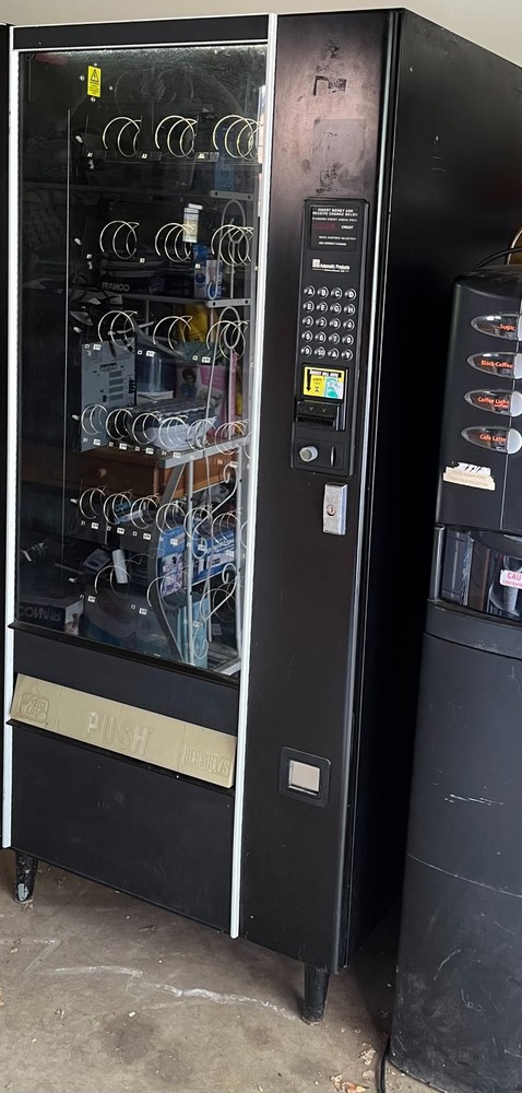 AUTOMATIC PRODUCTS LCM-2 Snack Vending Machine - Local Pickup Only