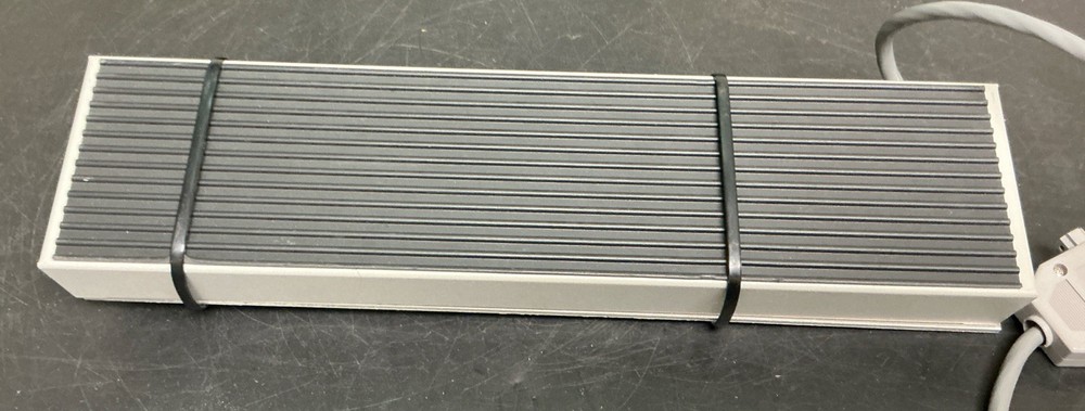 Comdyna 767 Analog/Digital Positional Control Panel | Missing Screws in Panel