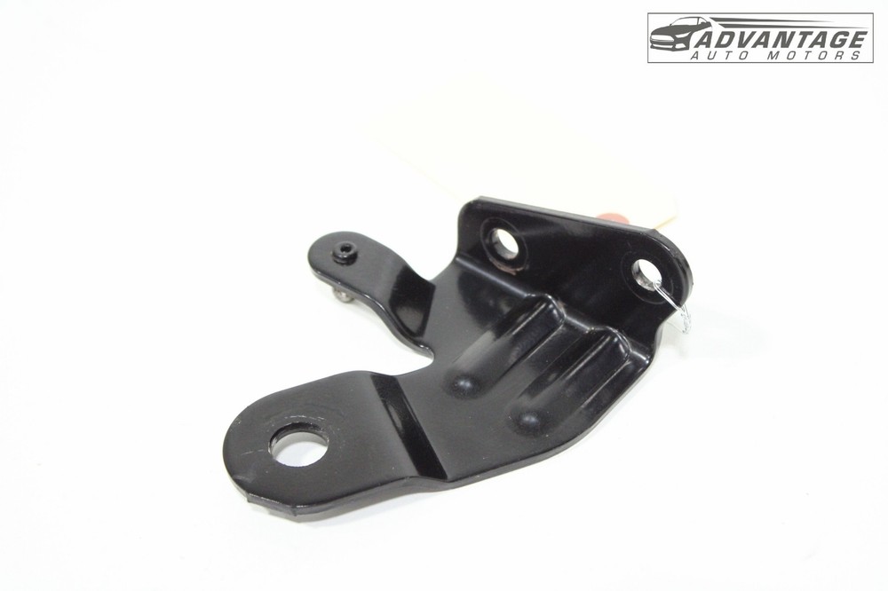 2017-24 FREIGHTLINER CASCADIA 126 REAR LEFT UPPER BED SLEEPER BUNK BRACKET OEM