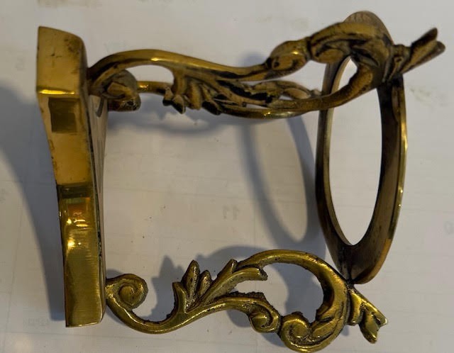 Vintage Solid Brass MCM Dragon Crystal Ball Sphere Egg Stand 4-1/2" x 3-1/2"