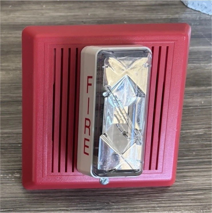 Edwards EST 757-3A-SS70 Indoor speaker strobe