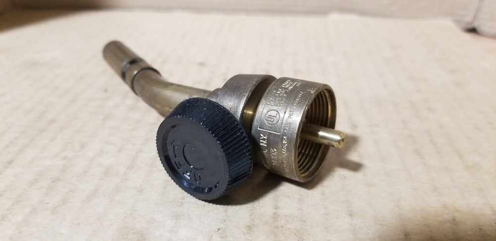 BernzOmatic Model UL 2317 Brass Torch Head Working , VGC