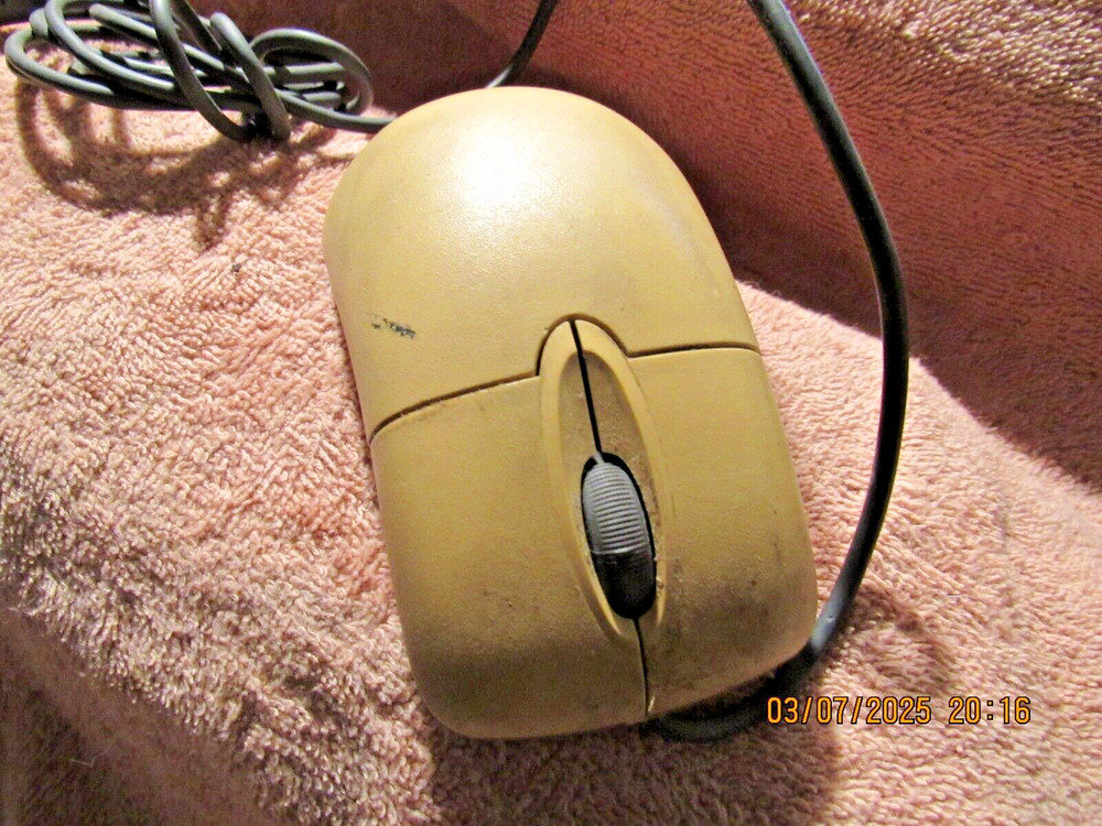 Vintage Microsoft wired Mouse, Optical USB and PS/2