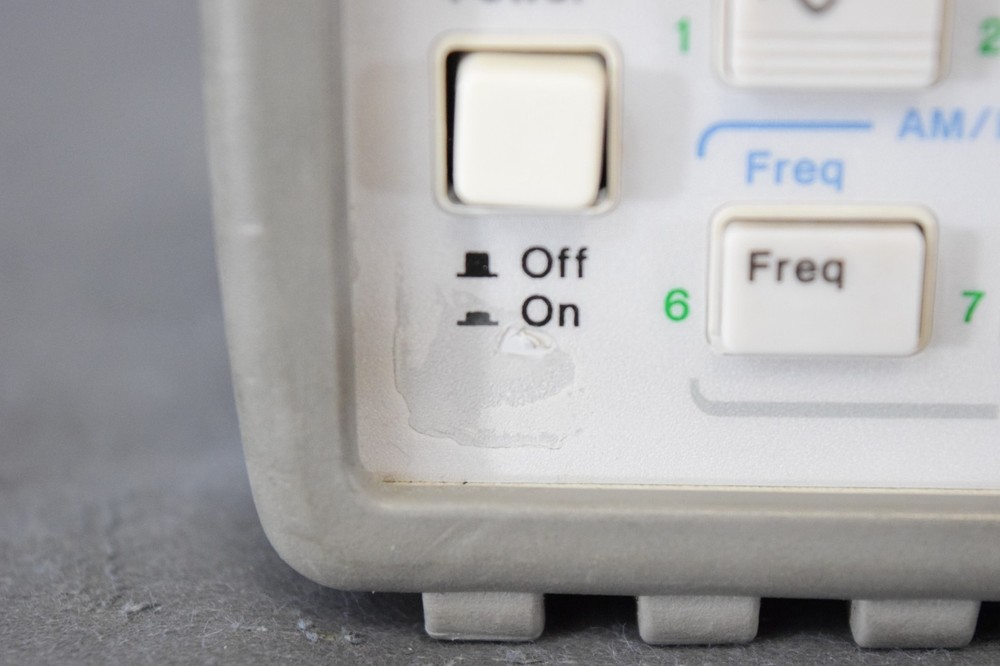 Agilent 33120A Function/Arbitrary Waveform Generator 15MHz