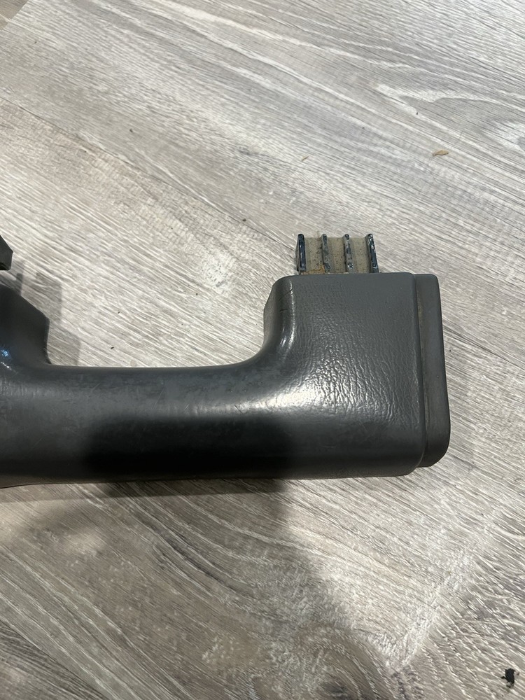 1999-2003 Ford F150 Door Panel Armrest Pull Handle Driver Side Left Gray