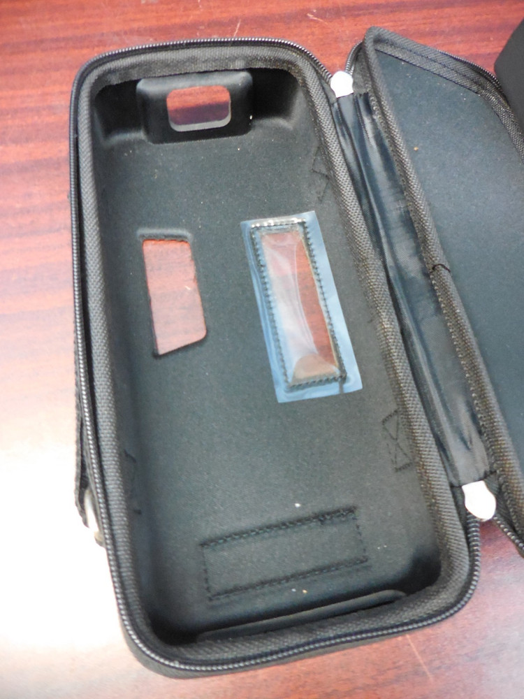 Hitron Technologies Howler CSN-01 Signal Generator