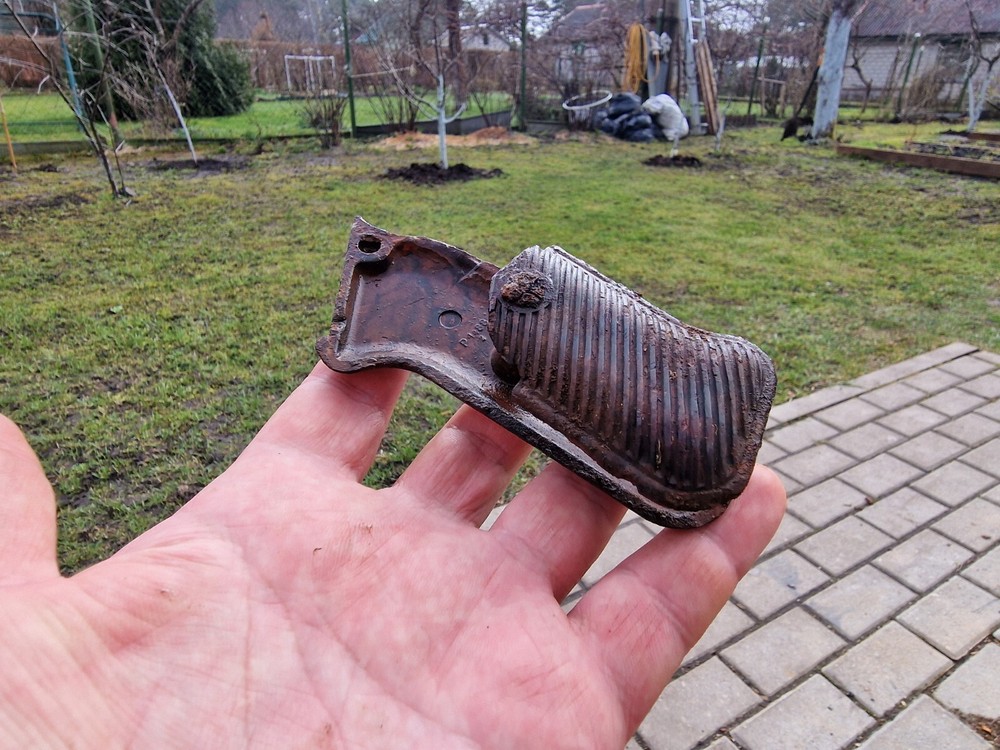 WW2 Accessories MP Bakelite from the German bunker relic.