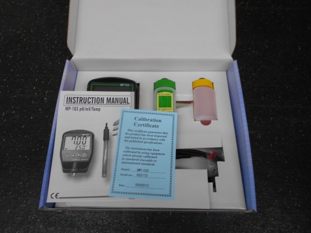 SMI 3275-30 Handheld Combination Meter pH mV Temp Single Set