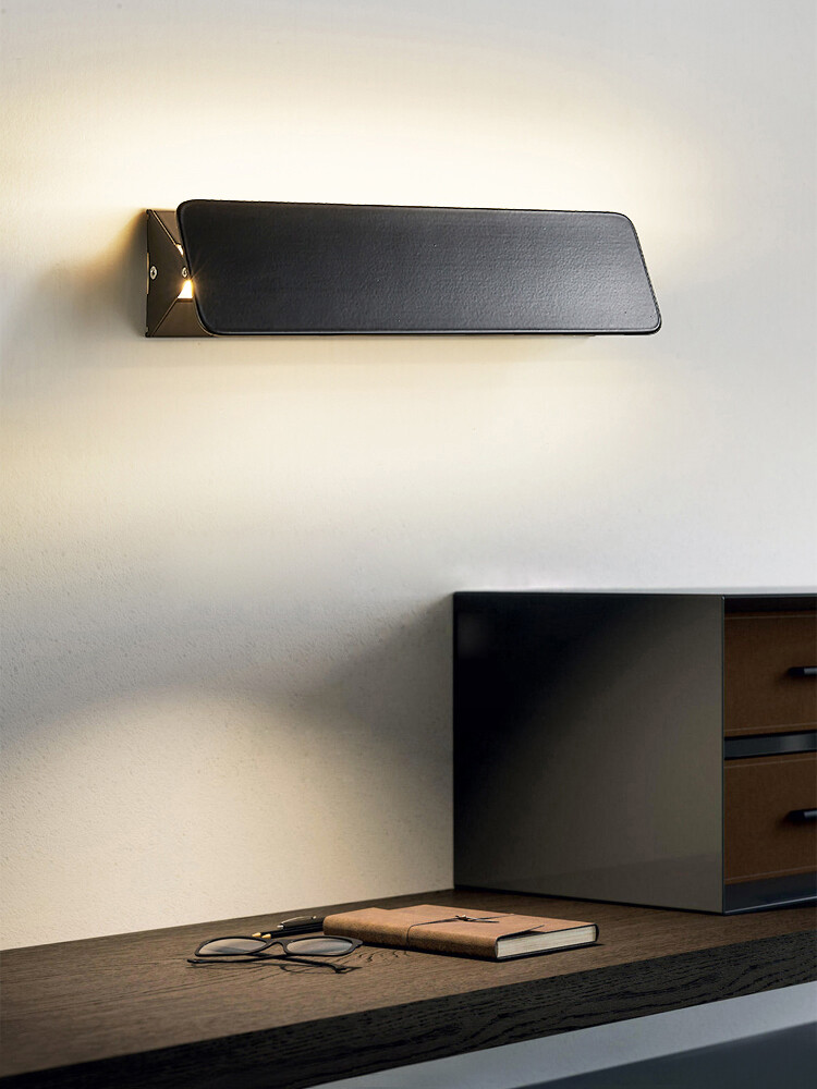 Indoor LED Wall Light Adjustable Up/Down Lamp Fixture Surface Mounted Black Pub