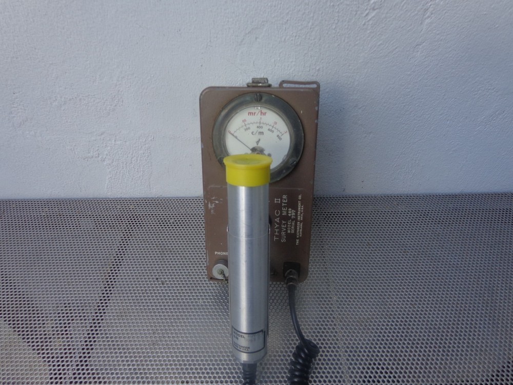 THYAC II Radiation Survey Meter 489