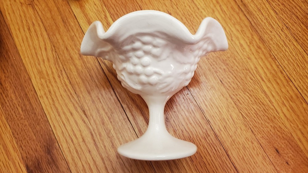 Grape Pattern Compote Ruffled Edge Footed Stemmed White Ceramic