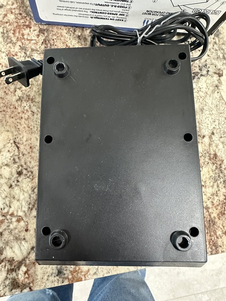 MRC Tech ll Railmaster 2400 transformer