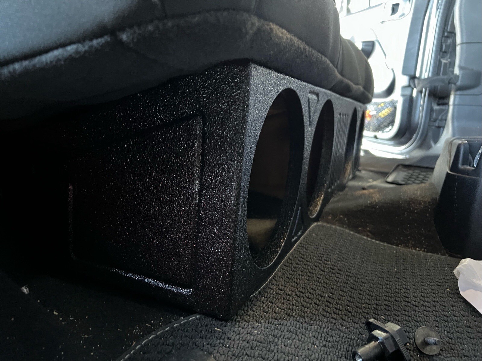 2018-2022 Jeep Gladiator 4x8” Subwoofer Box Front Fire Ported Under Rear Seat