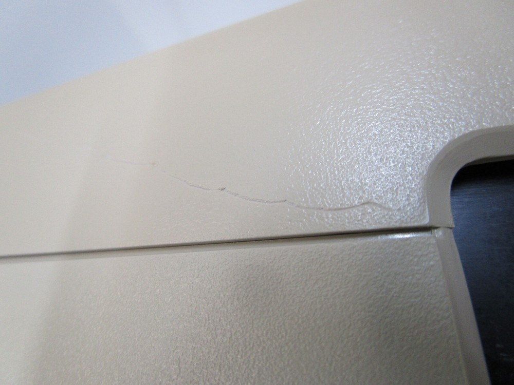 COMMODORE 64 COMPUTER 326298 HEATSINKS CERAMIC TESTED AND WORKING LOT #59