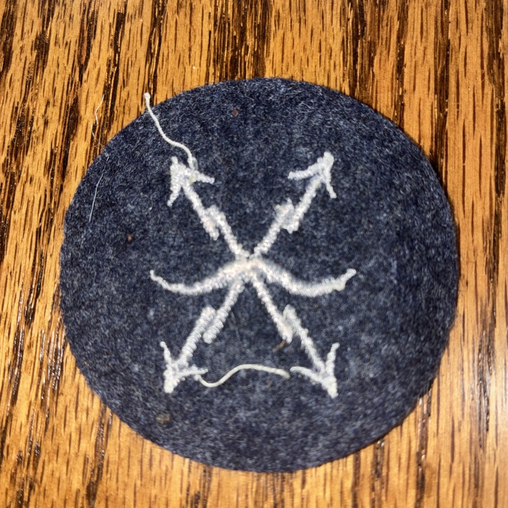 WW2 GERMAN Luftwaffe Signals Sleeve Patch. Lot # 237