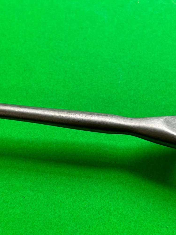V.Mueller SU3562 Volkmann 4 Prong Sharp Retractor 9"