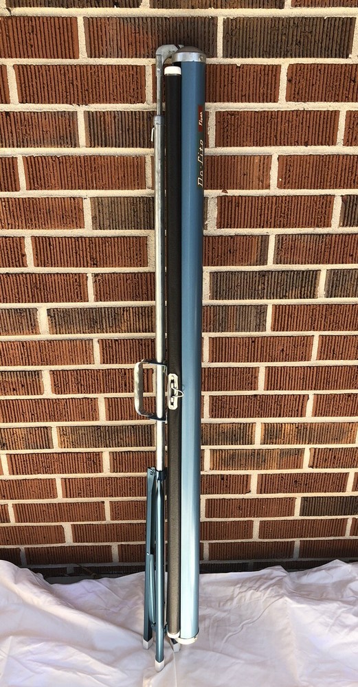 Da-Lite Flyer Projector Screen