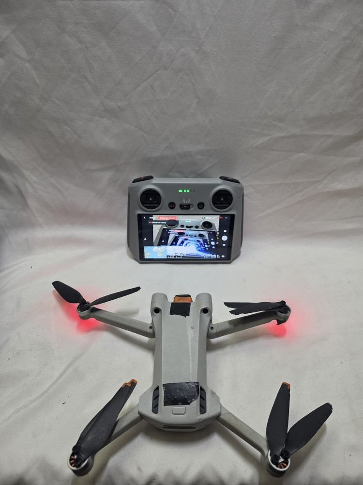 DJI Mini 3 Drone w/ Controller & Case – Video & Zoom Powers On-Gimbals Broken