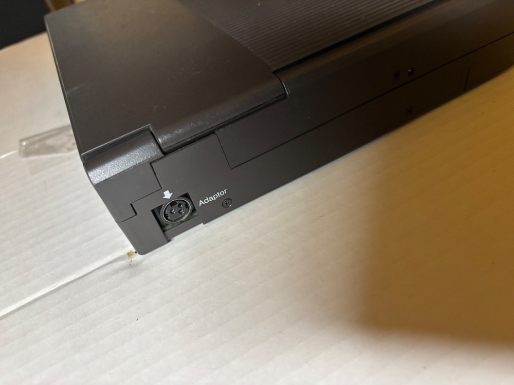 VINTAGE Gateway 2000 Nomad 450DXL Intel Laptop Computer 1993 UNTESTED