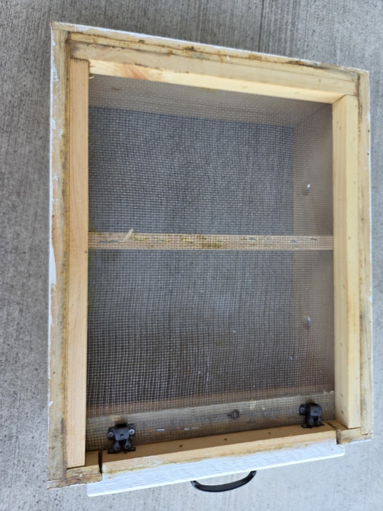 Dadant 10 Frame Langstroth Bee Quilt Box/Moisture Winter Painted Assembled