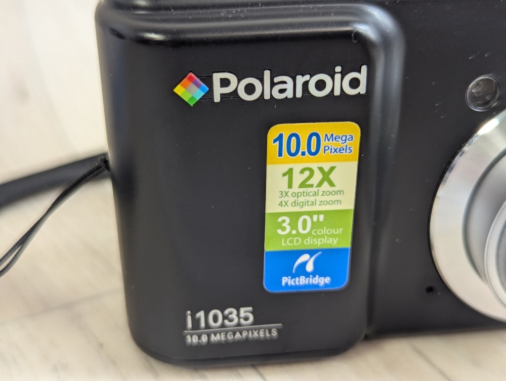 Polaroid I1035 10Mp Compact Digital Camera Boxed Great Condition 3" Screen