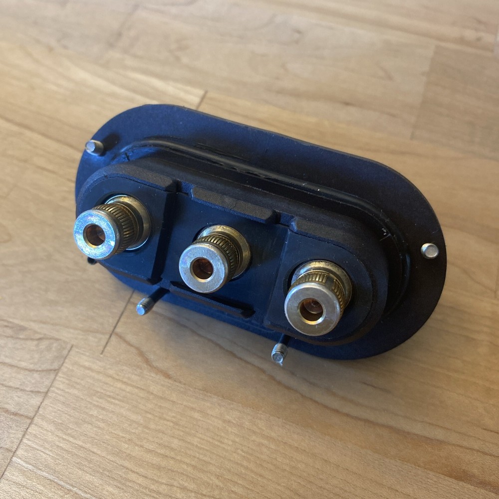 Stäubli B33580028 Insert MGK4 Socket Side Robotic Part