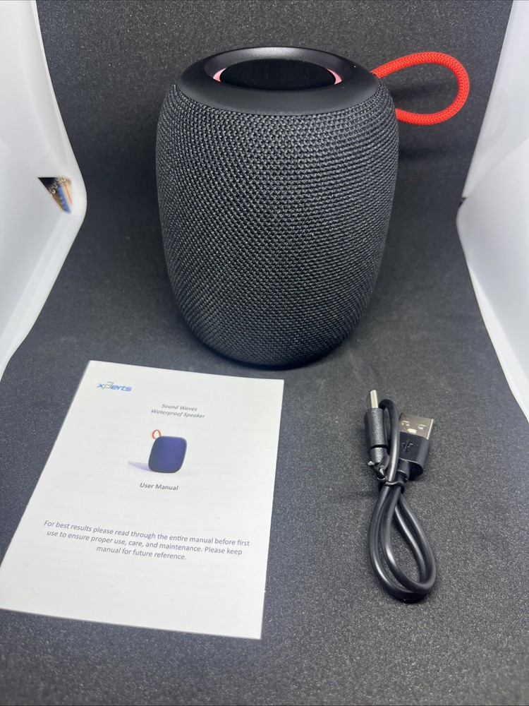 SoundWaves Splash-Proof Bluetooth Speaker W/ Multi Function Light