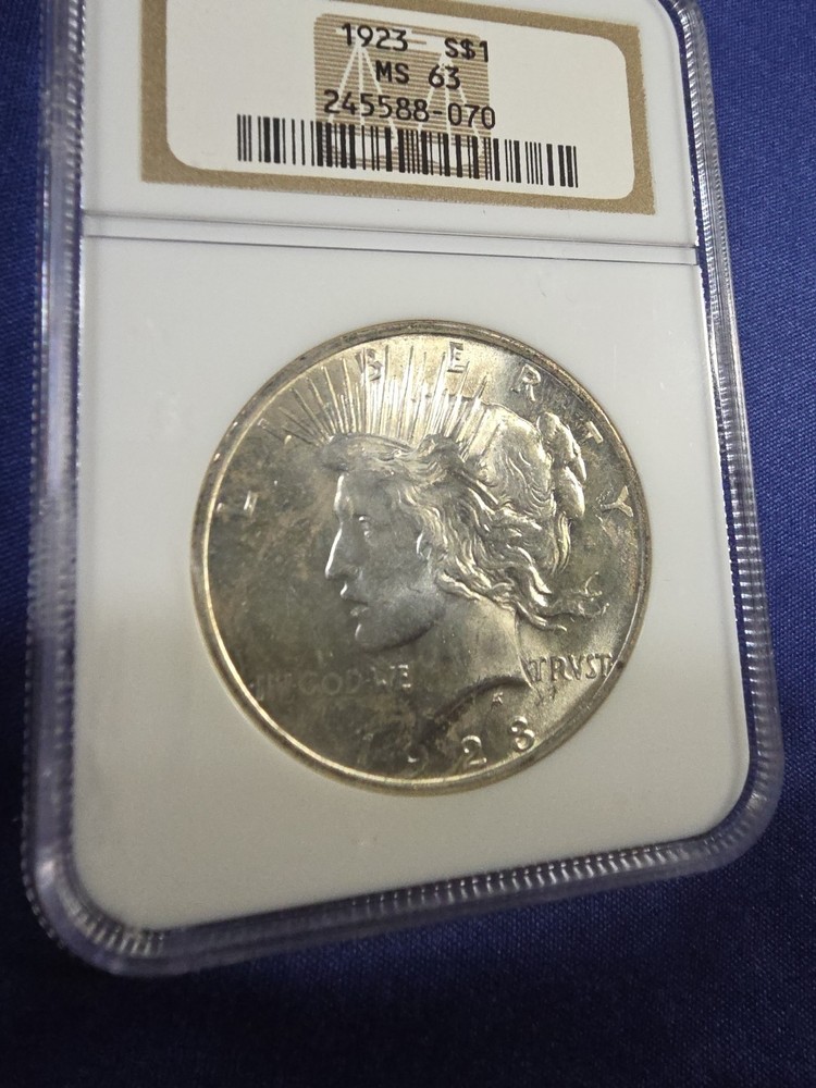 1923 Peace Dollar MS-63 Old Holder