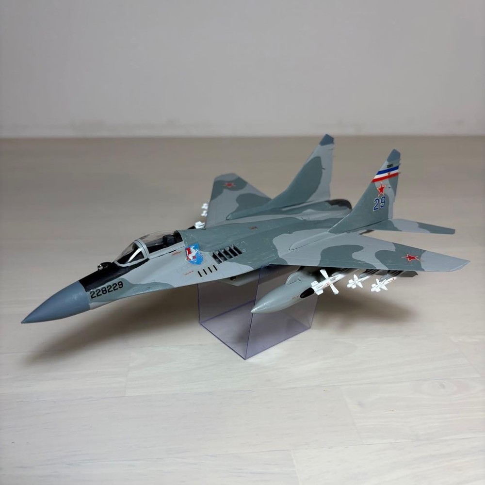 Assembled Mig-29 Fulcrum Plastic Model Japan