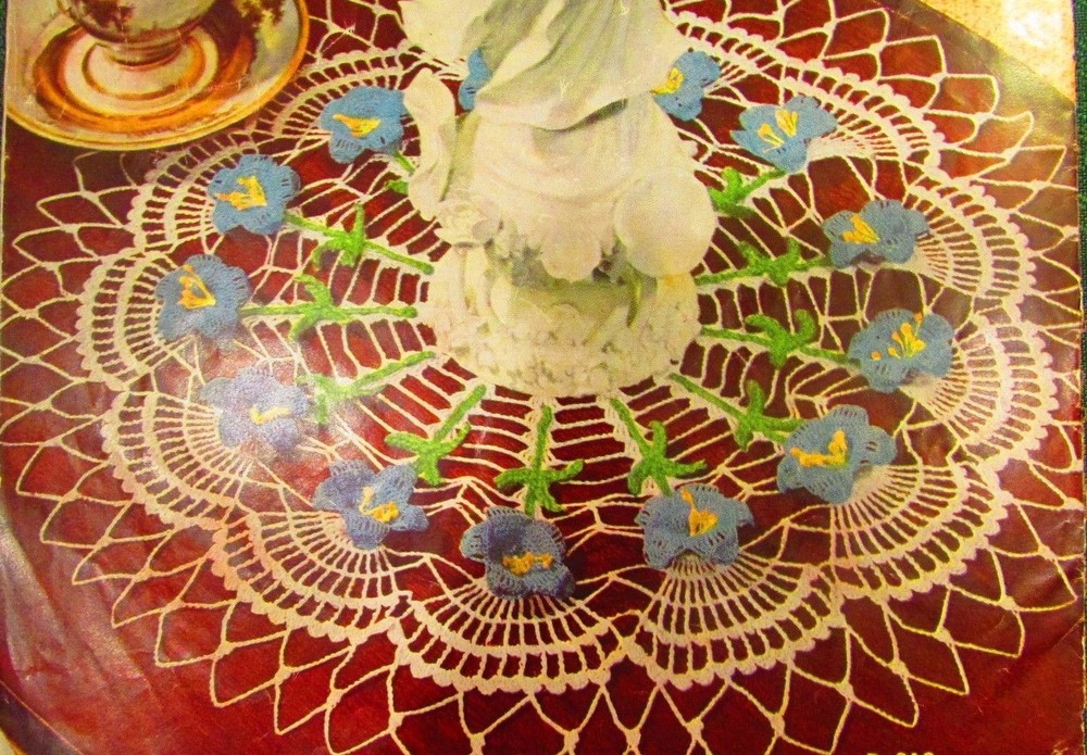 Vintage 1949 Crochet PATTERN for Blue Bell Doily