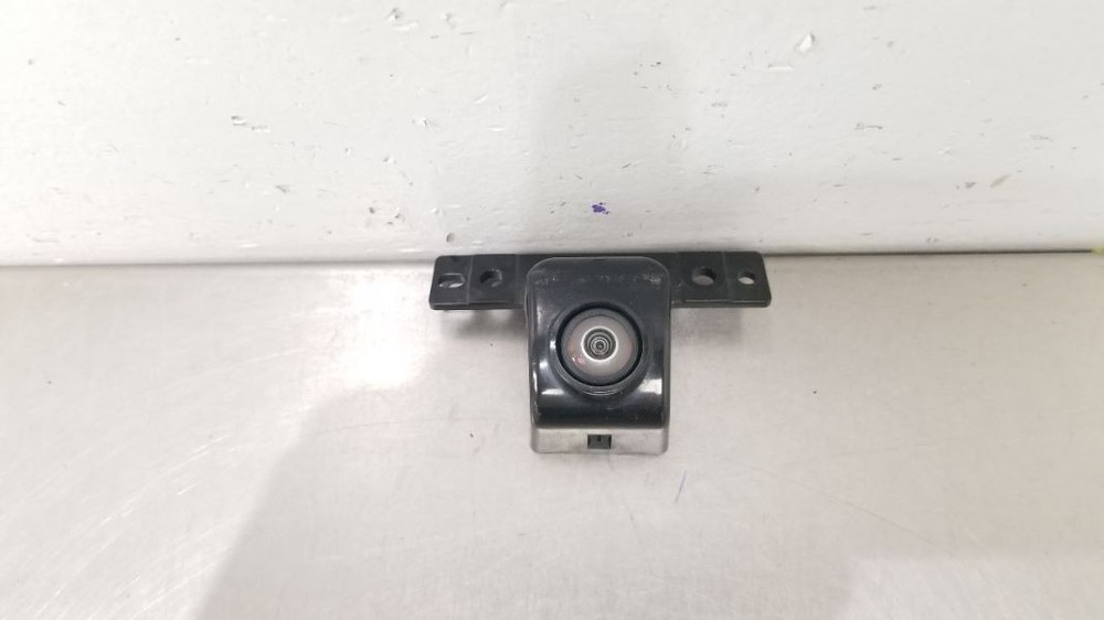 20 CHEVY SILVERADO 1500 FRONT VIEW CAMERA PROJECTOR 84690426