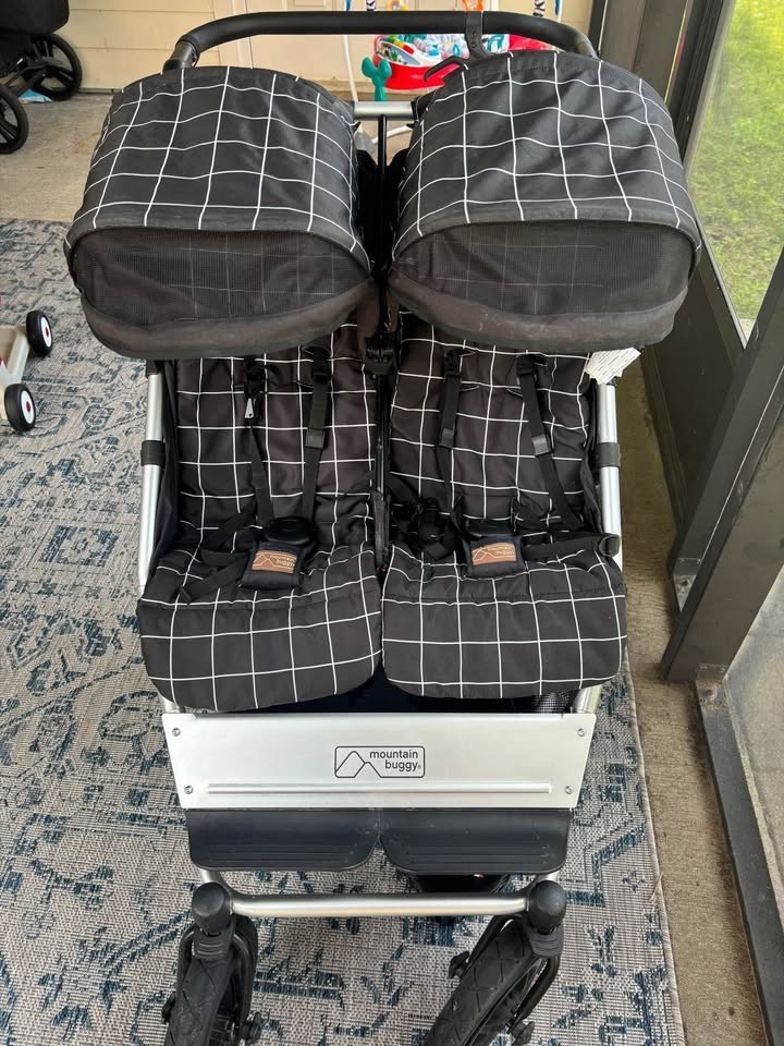 Mountain Buggy Duet - Double Stroller Black and White Checkered