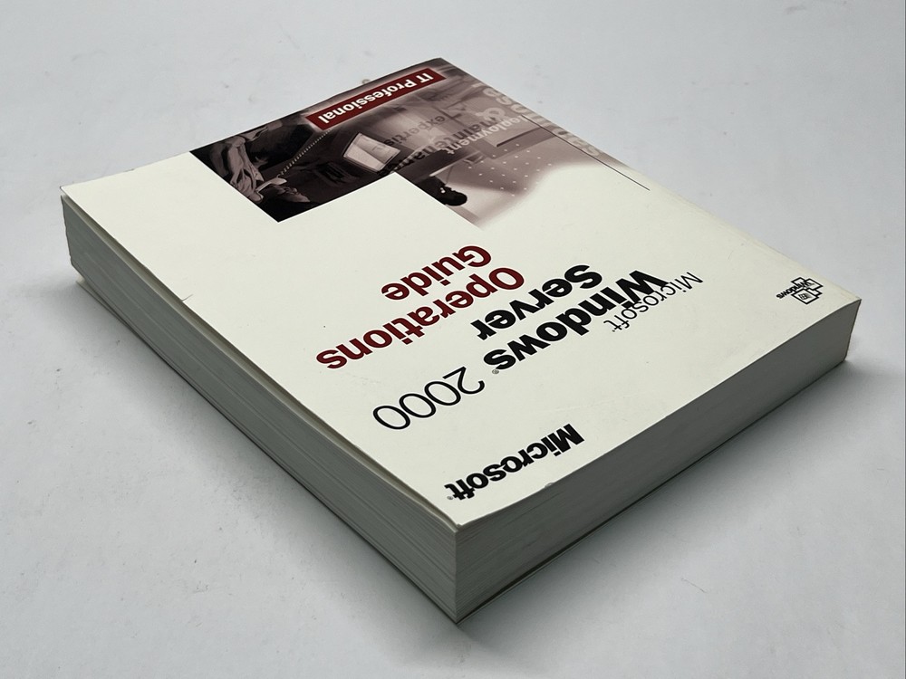 Microsoft Windows 2000 Server Operations Guide IT Professional PAPERBACK VG