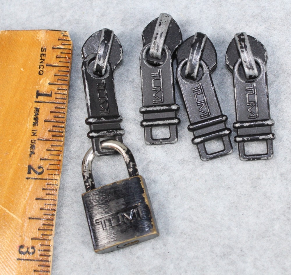 Tumi 4 Replacement Parts Black Large Zipper Pull Tabs Sliders padlock