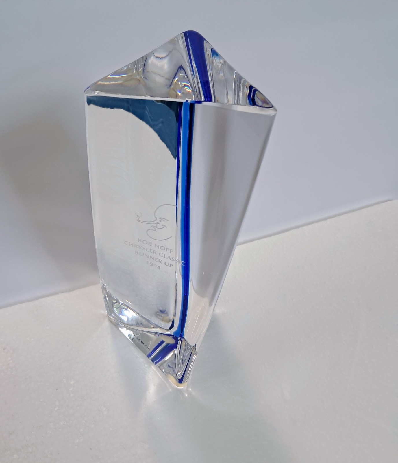 RARE 1994 Kosta Boda Striped 8" Glass Trophy Bob Hope Chrysler Classic Runner Up