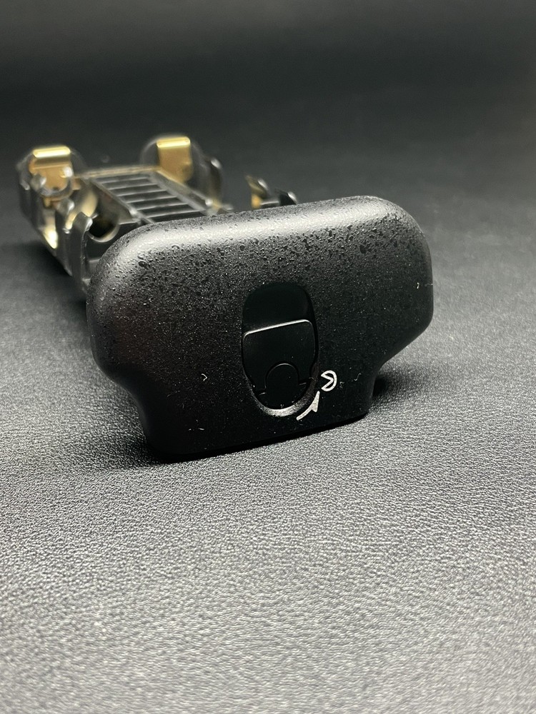 Nikon MS-D10 AA Battery Holder