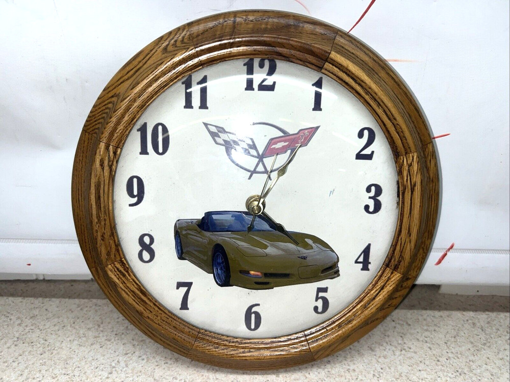 Corvette Round Wall Clock 9 ¼" Works