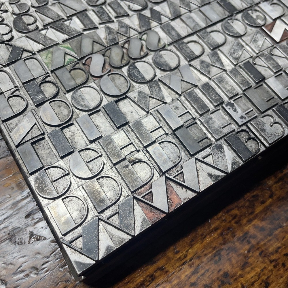 LETTERPRESS LEAD TYPE 36 Pt BROADWAY CAPS.