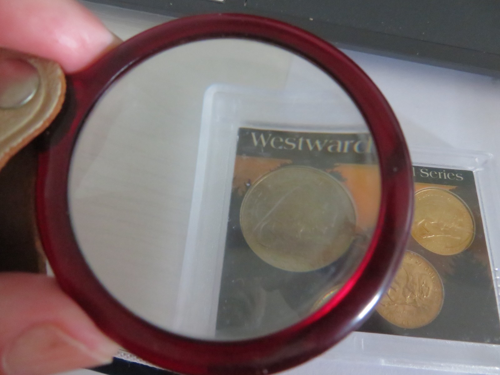 Vintage Whitman Bakelite Pocket Magnifier in Leather case with free shipping