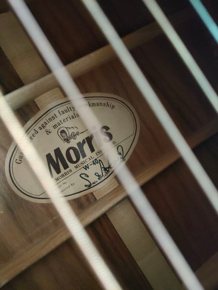 Morris Acoustic Guitar Safe Packing!