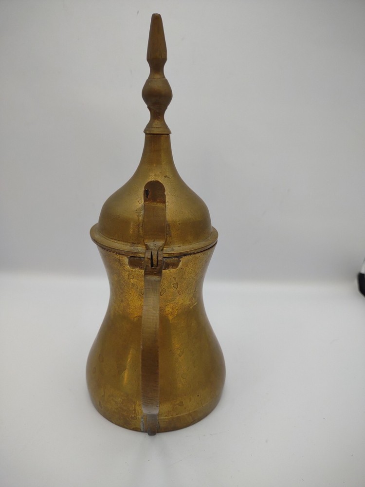 Vintage Dallah Middle Eastern Brass Coffee Pot/Pitcher