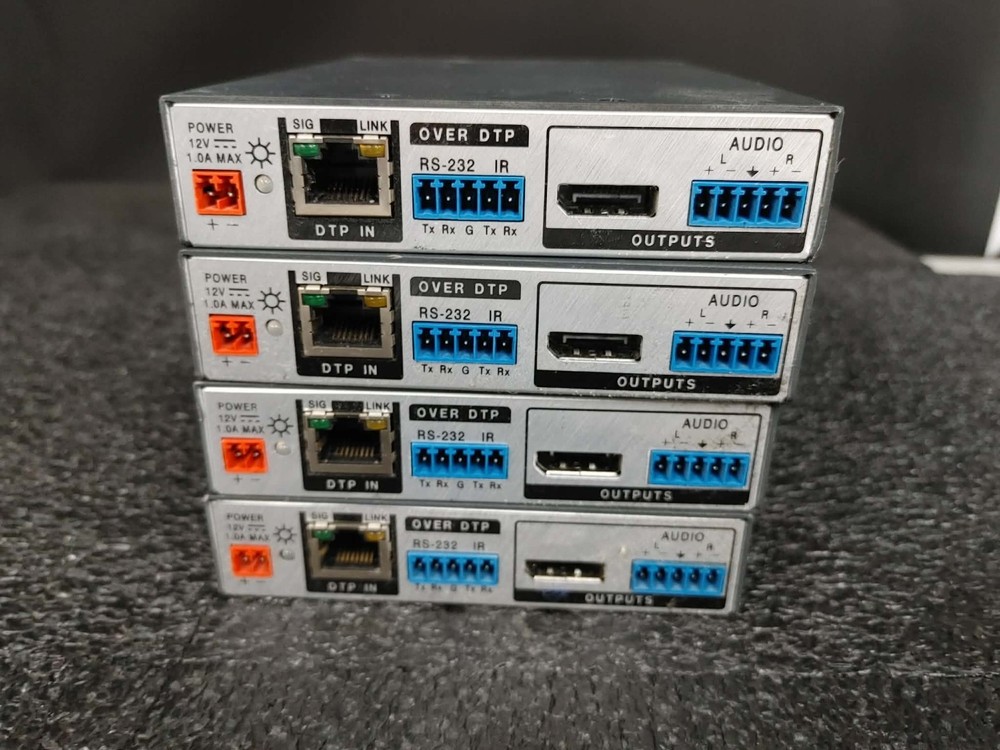 Extron DTP R DP 330 Receiver