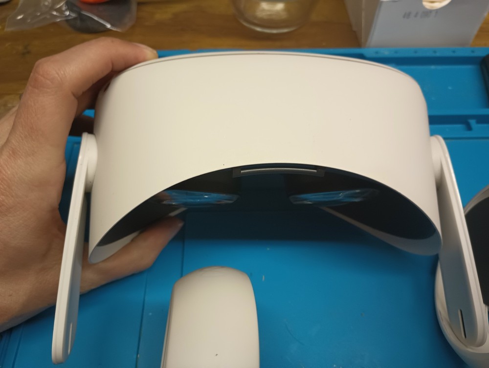 Meta Oculus Quest 2 128GB Virtual Reality Headset - White Tested & Working