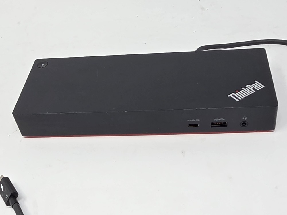 Lenovo ThinkPad Thunderbolt 4 Workstation Dock DK2131 Type 40B0