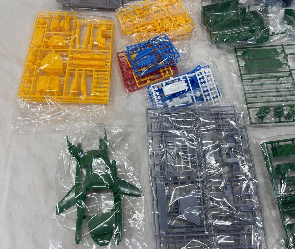 Adventures in Plastic 1/350 Scale Thunderbird #2 Launch Bay - Open Box