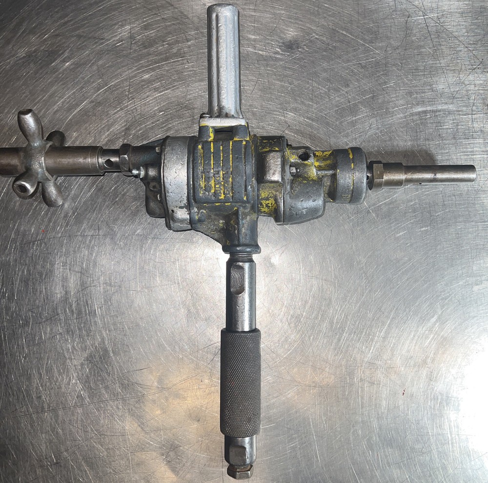 Vintage Thor pneumatic Multi-vane. Model # 647 Size 21Z