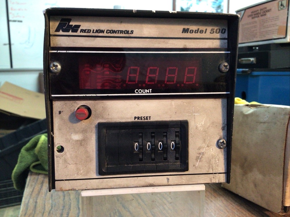 Red Lion Controls Model 500 Time Delay Counter (VR7)