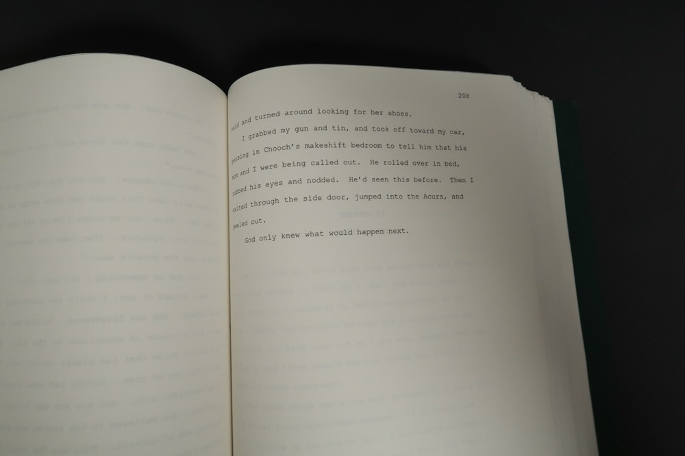 Vertical Coffin Original Book Script Stephen J. Cannell Studios Collection 2003