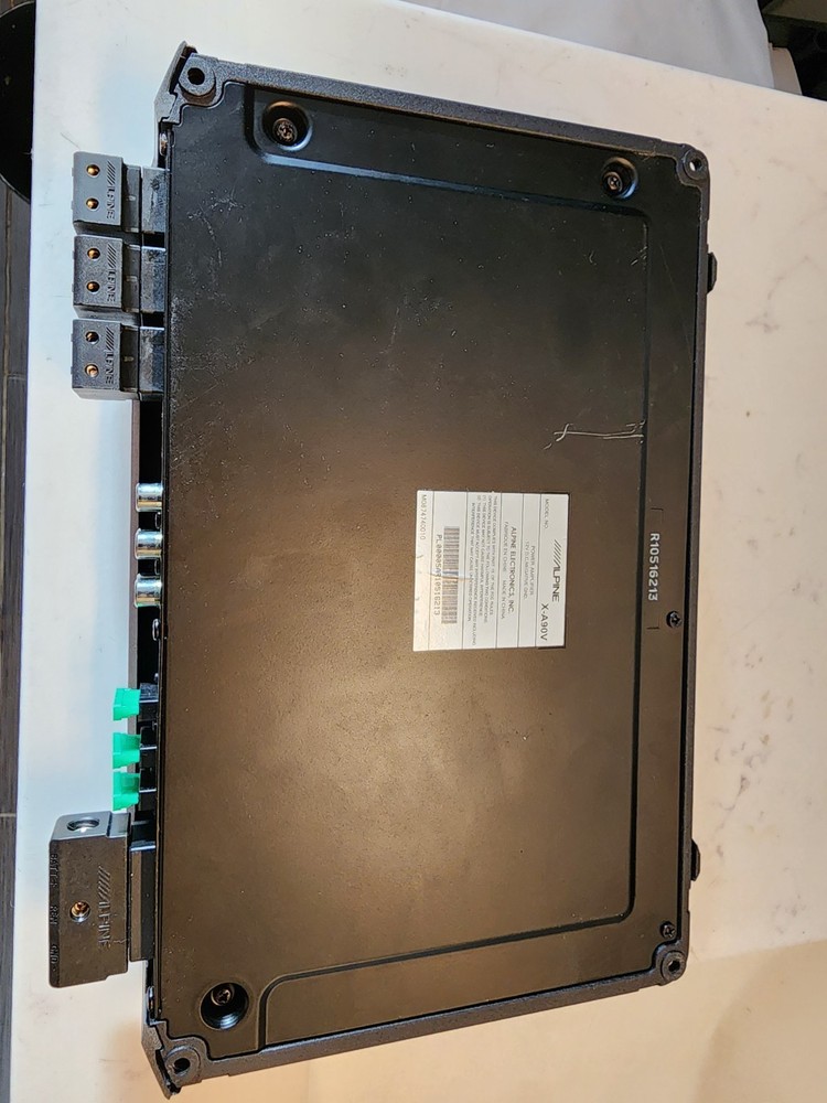 Alpine X-A90v 5 channel amp